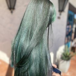 Maureen Loves Your Hair