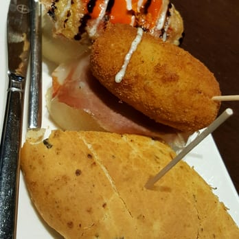 Plaza Areeta - Tapas Bars Near Me - Getxo, BI