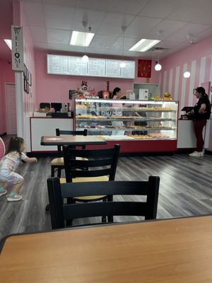 Marietta Donuts #2 by null