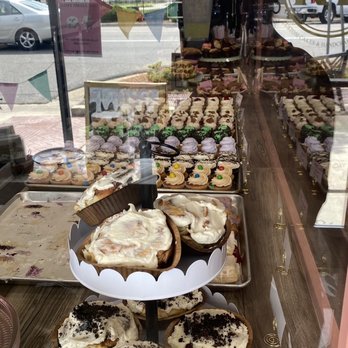 Kayla Renee Cakes - Bakeries Near Me - Raeford, North Carolina