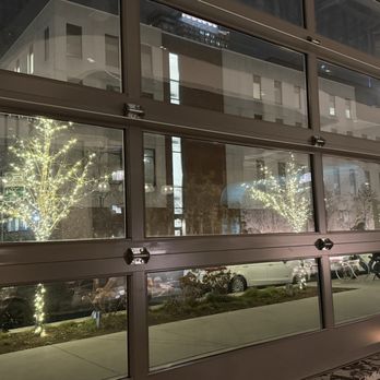 Petite Edith - French Near Me - Chicago, Illinois