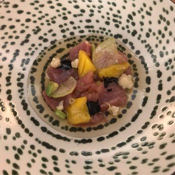 L'Escudella - Beautiful appetizer a type of sashimi / ceviche so delicately served in a lemony dressing -it was absolutely delish - Bistros Near Me - Paris, 75