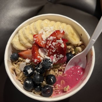 Jamba - island pitaya bowl - Juice Bars & Smoothies Near Me - Tustin, California Jamba - island pitaya bowl - Juice Bars & Smoothies Near Me - Tustin, California