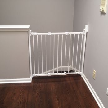 Safe Baby Boundaries - Standard White Gate - Childproofing Near Me - Chicago, Illinois