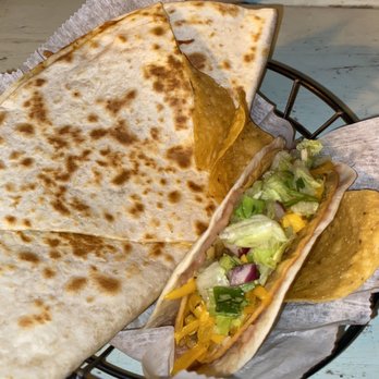 Swell Taco - Chicken quesadilla and crunch munch - Mexican Near Me - Babylon, New York Swell Taco - Chicken quesadilla and crunch munch - Mexican Near Me - Babylon, New York