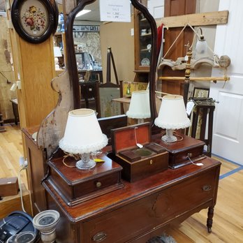 Anteeks On Menaul - Antiques Near Me - Albuquerque, New Mexico
