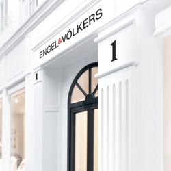 Engel & Völkers La Cañada