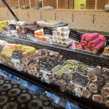 Cannery Row - BAKERY - Shopping Centers Near Me - Monterey, California