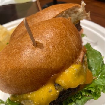 Boudin Bakery & Cafe - Cheeseburger - Bakeries Near Me - San Francisco, California Boudin Bakery & Cafe - Cheeseburger - Bakeries Near Me - San Francisco, California