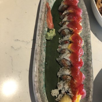 Eastern Peak - Hawaiian Roll - Asian Fusion Near Me - Nashville, Tennessee Eastern Peak - Hawaiian Roll - Asian Fusion Near Me - Nashville, Tennessee