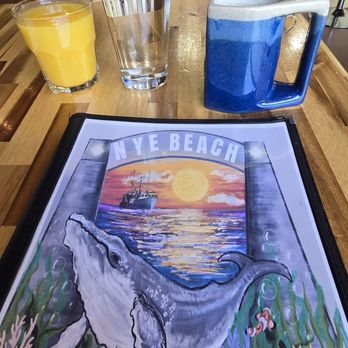 Nye Beach Cafe - Cafes Near Me - Newport, Oregon
