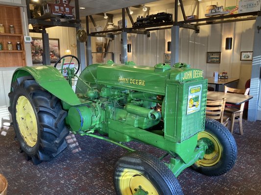 Cousins' Restaurant & Saloon by null