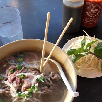 Gold Train Express - Vietnamese Near Me - Vancouver, British Columbia