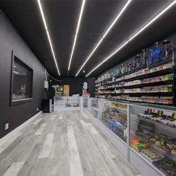 770 Smoke Shop & Vape Shop - This is my new one stop shop thank you