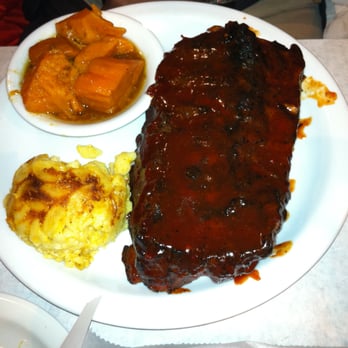 Cornbread Restaurant & Bar - Soul Food Near Me - Southfield, Michigan