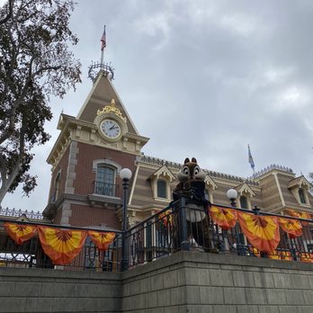 Disneyland Resort Area - Resorts Near Me - Anaheim, California
