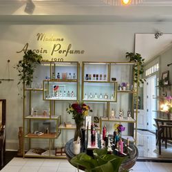 Madame Aucoin Perfume - Madame Aucoin Perfume shop interior