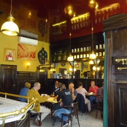 Café De Bóbbel - Leuke kroeg met gezelschapstafel in midden