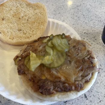White Diamond - Small cheeseburger - Burgers Near Me - Clark, New Jersey White Diamond - Small cheeseburger - Burgers Near Me - Clark, New Jersey