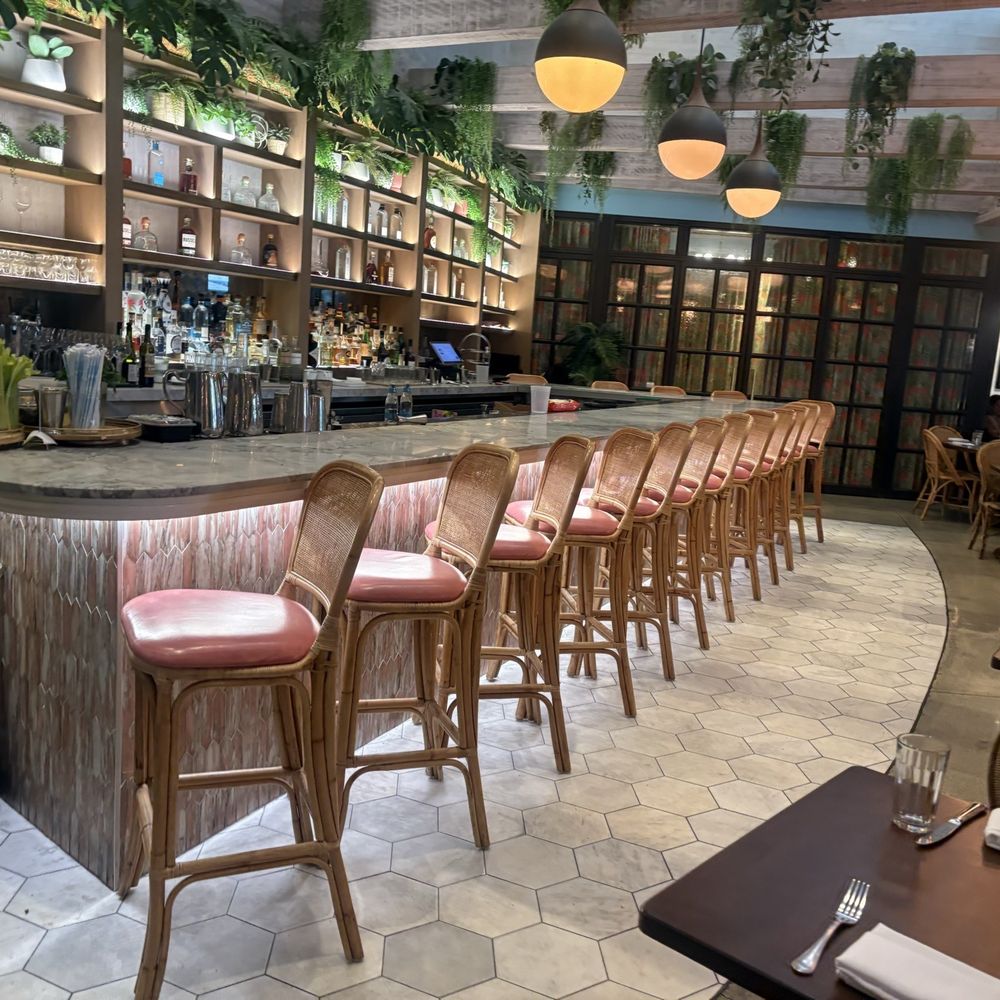 Sadelle's Coconut Grove - Posh Miami Grove style - Breakfast & Brunch Near Me - Miami, Florida Sadelle's Coconut Grove - Posh Miami Grove style - Breakfast & Brunch Near Me - Miami, Florida
