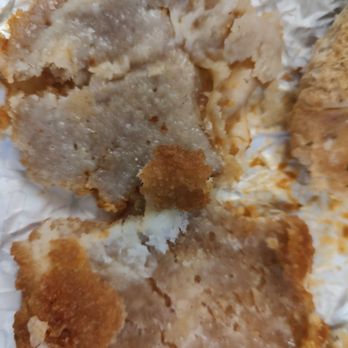 Wendy's - Ordered the mozzarella chicken sandwich. Opened up one of the patties and it looked like this, no actual chicken in the middle. - Burgers Near Me - Aiea, Hawaii Wendy's - Ordered the mozzarella chicken sandwich. Opened up one of the patties and it looked like this, no actual chicken in the middle. - Burgers Near Me - Aiea, Hawaii