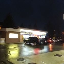 Shell - The store from pumps #yelpcincy #shell