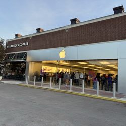 Apple University Park Village