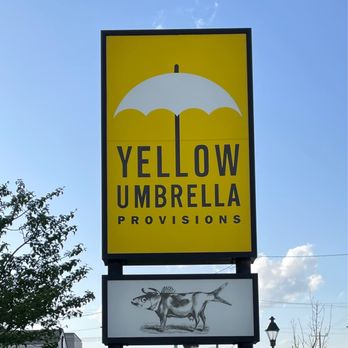 yellow umbrella lobster roll