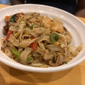 Sweet Chili - Drunken Noodles - Thai Near Me - Sandy Springs, Georgia Sweet Chili - Drunken Noodles - Thai Near Me - Sandy Springs, Georgia