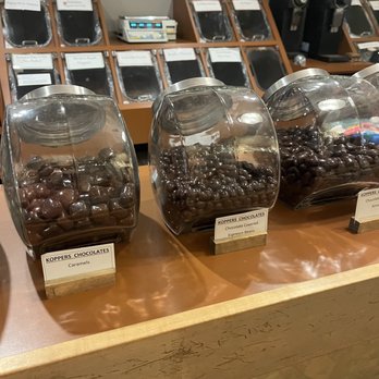 Daybreak Coffee Roasters - Chocolate - Coffee Roasteries Near Me - Glastonbury, Connecticut