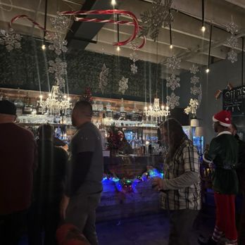 Artisan Craft Bar - Distilleries Near Me - San Antonio, Texas