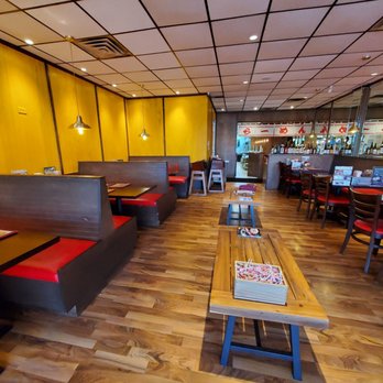 Chicago Ramen Annex - a view of the dining area - Ramen Near Me - Schaumburg, Illinois Chicago Ramen Annex - a view of the dining area - Ramen Near Me - Schaumburg, Illinois