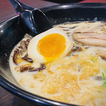 Kaiba - Tonkotsu Ramen (Close Up) - Sushi Bars Near Me - La Verne, California Kaiba - Tonkotsu Ramen (Close Up) - Sushi Bars Near Me - La Verne, California