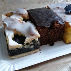 Bäckermeister Otto Sturm - Mohnkuchen, Brownie und gefüllter Kürbiskuchen
