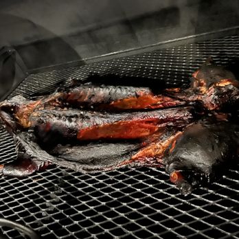 Kmoneys BBQ - Whole pig cook - Caterers Near Me Kmoneys BBQ - Whole pig cook - Caterers Near Me