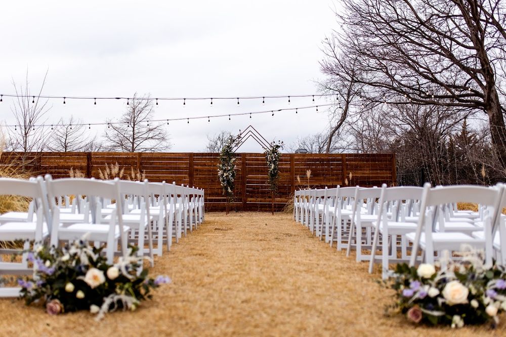 THE SCHOOLHOUSE Updated September 2024 1601 Chalk Hill Rd, Dallas