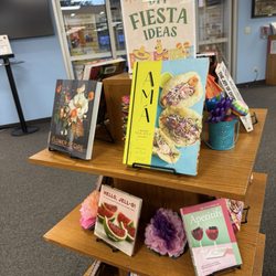 Brook Hollow Library - Library displays