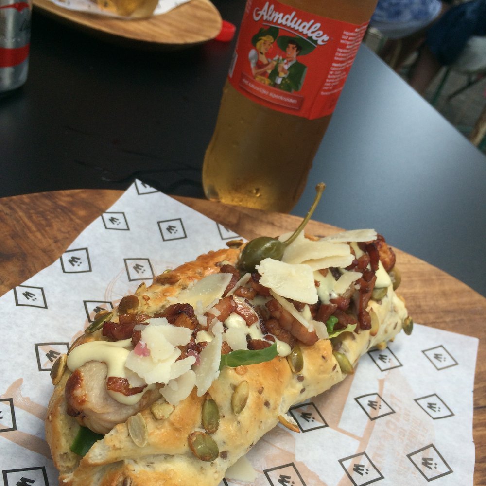 Wurst - Hot Dogs Near Me - Leuven, VBR Wurst - Hot Dogs Near Me - Leuven, VBR