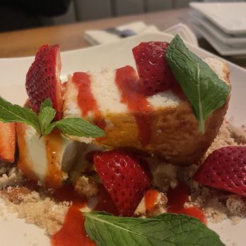 Hobnob - Strawberry shortcake - Sandwiches Near Me - Richmond, Virginia Hobnob - Strawberry shortcake - Sandwiches Near Me - Richmond, Virginia