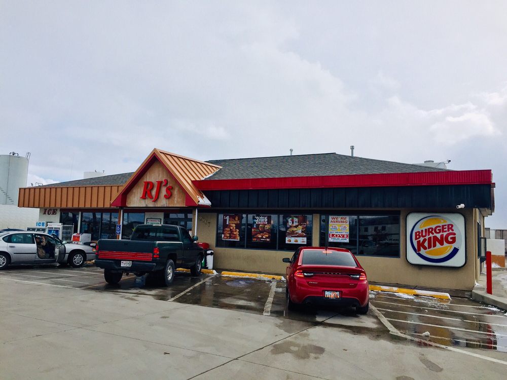 R J’S FUEL STOP Updated September 2024 16 Photos 2267 W Main St