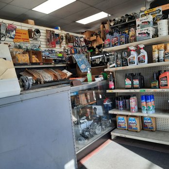 Island Auto Electric - Front counter - Electricians Near Me - Valley Stream, New York Island Auto Electric - Front counter - Electricians Near Me - Valley Stream, New York