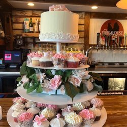 Lorals Cakes And Pastries