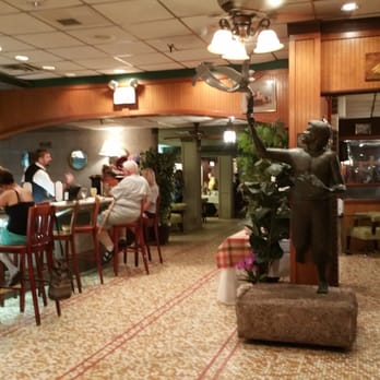 Gaido's - Seafood Near Me - Galveston, Texas