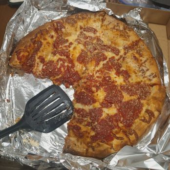 Tomato & Basil - Pizza Near Me - Washington, Michigan Tomato & Basil - Pizza Near Me - Washington, Michigan