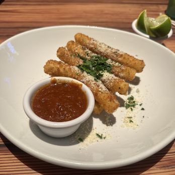 Miller's Ale House - MOZZARELLA STICKS - 8 COUNT - Sports Bars Near Me - Kissimmee, Florida Miller's Ale House - MOZZARELLA STICKS - 8 COUNT - Sports Bars Near Me - Kissimmee, Florida
