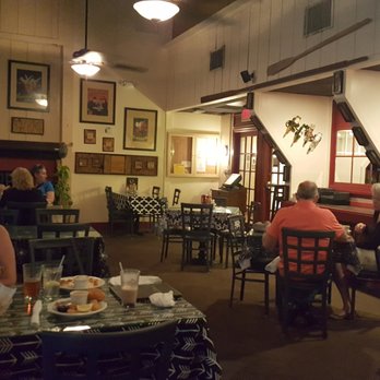 Driftwood Bistro - Main dining area - Cafes Near Me - Island, Georgia