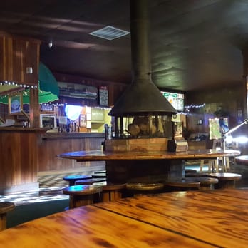 Tony's Pizzeria - Fireplace, dunno if it gets used... haha - Pizza Near Me - Lodi, California