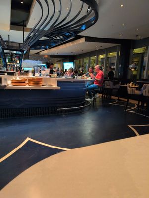 Proper Bar by null