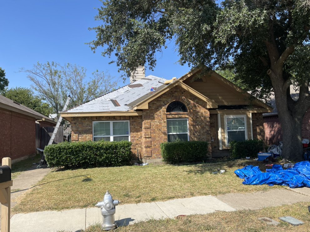 Slide of C&A Brothers Roofing
