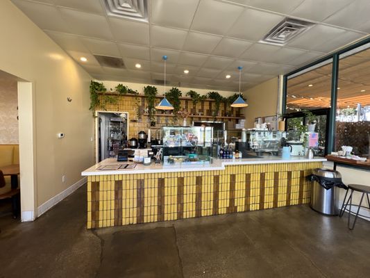 Lemon Poppy Kitchen by null